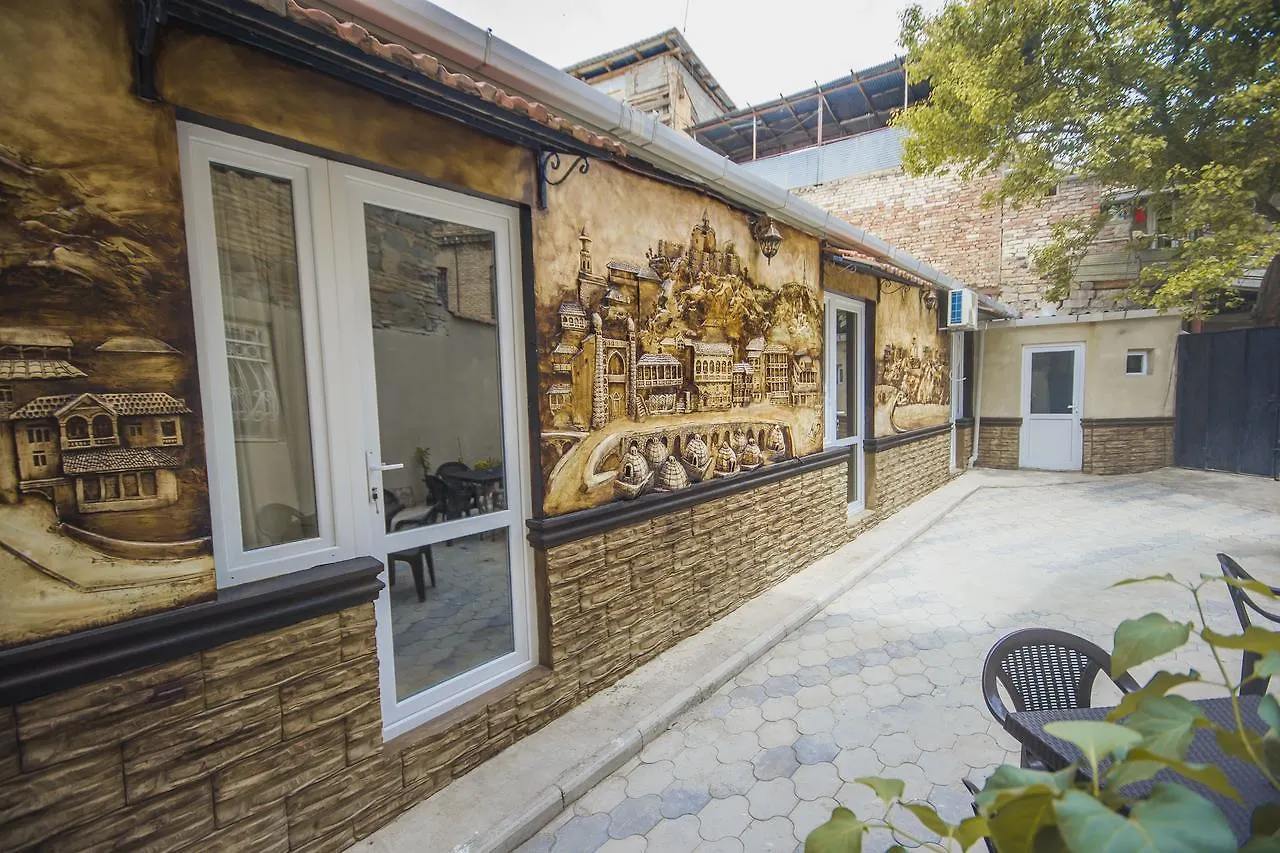טביליסי Hotel Qvevri