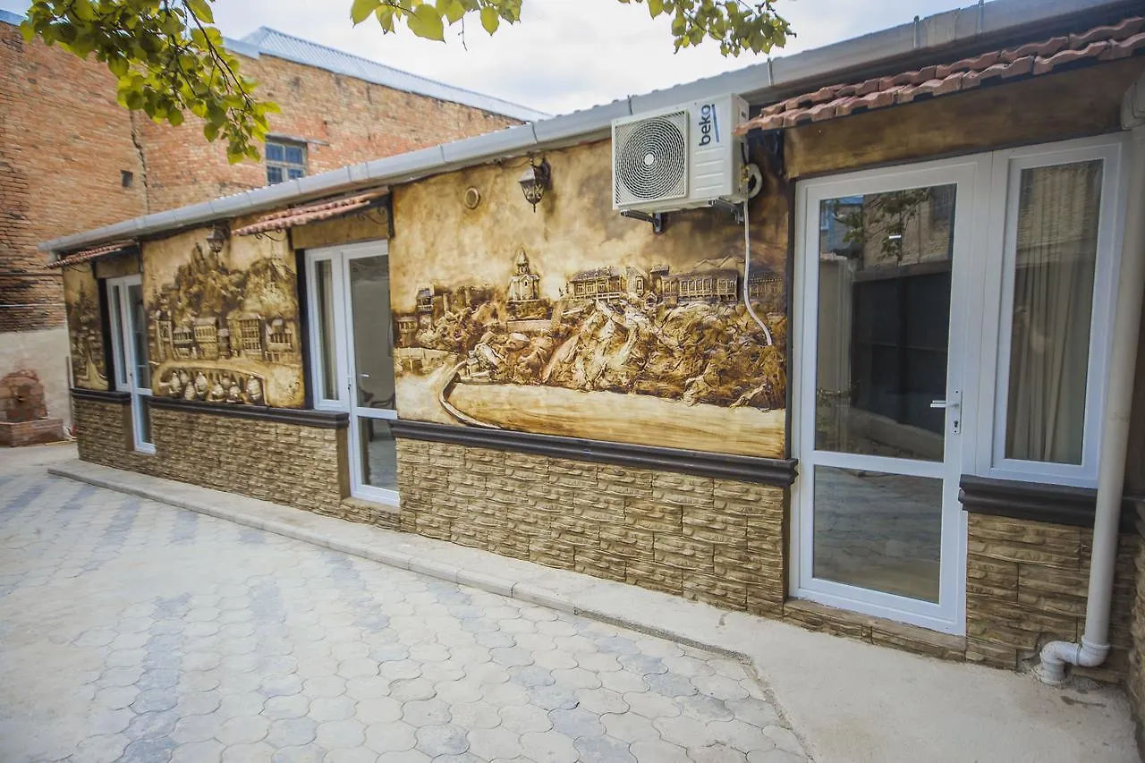 טביליסי Hotel Qvevri